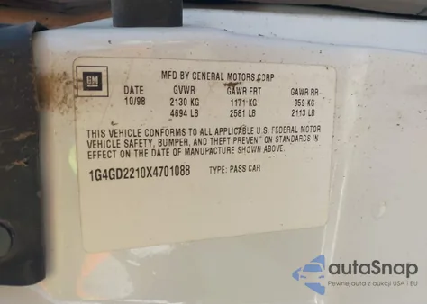 1999 Buick Riviera z USA, uszkodzony, nr VIN 1G4GD2210X4701088